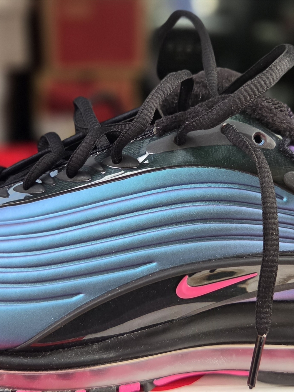 Nike Iridescent Blue/Purple Running Sneakers with Pink Swoosh - Picture 2 of 5